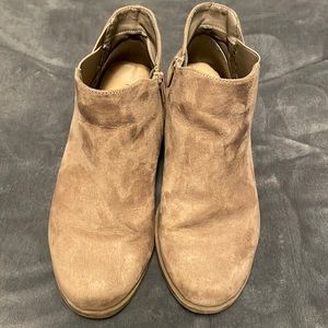 Torrid size 7.5w Tan Booties